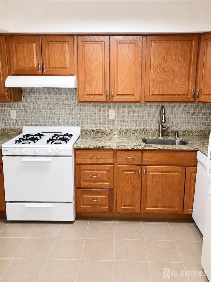 43 Deerberry Ln - Photo 3 of 13