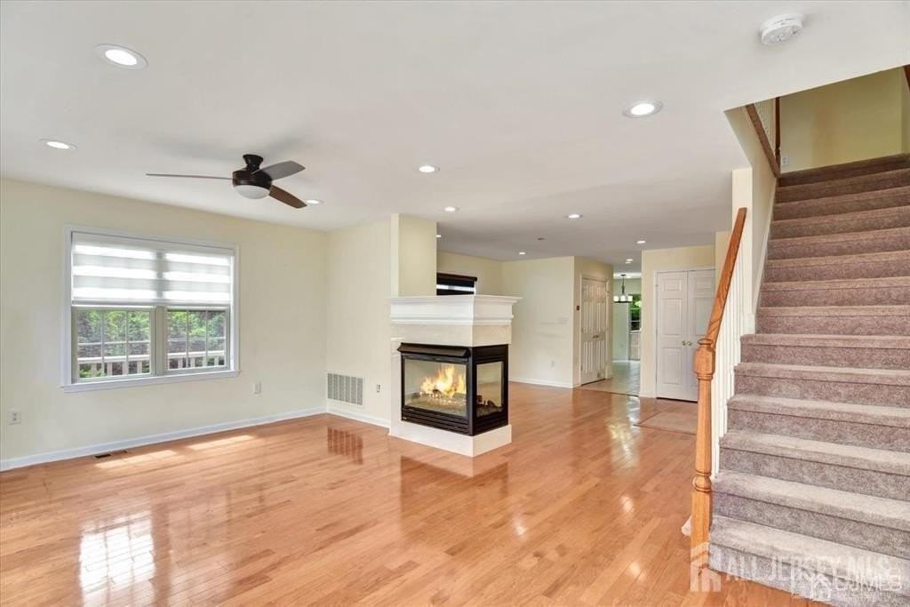 248 River Rd - Photo 4 of 17