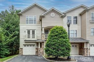featured image of 248 River Rd