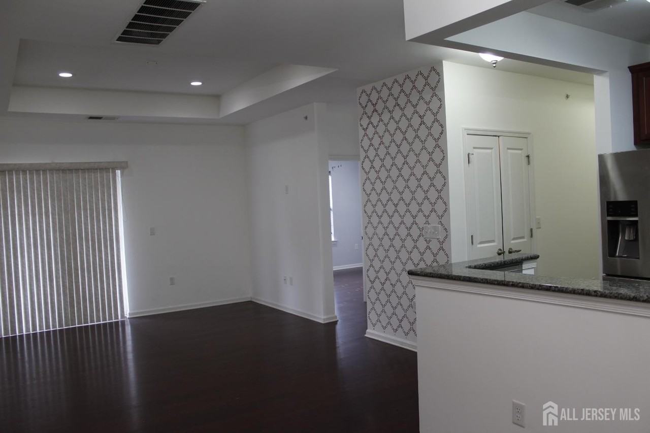 446 Micali Way - Photo 4 of 41