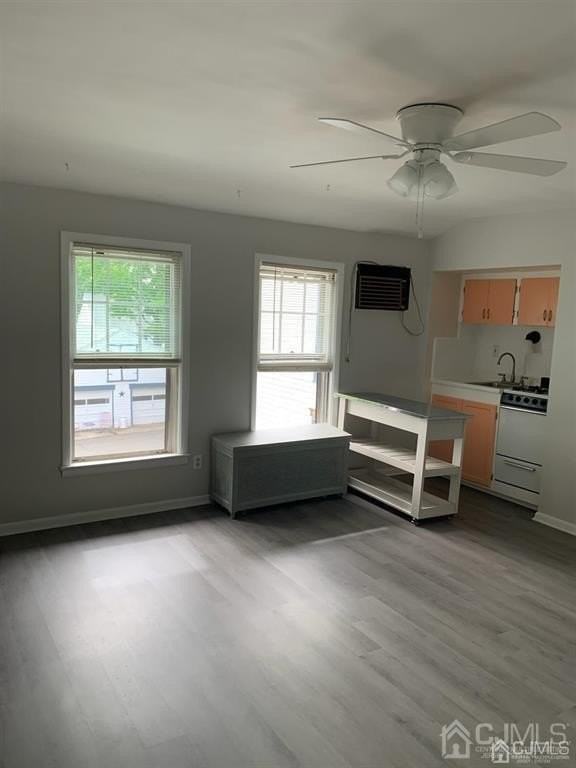 76 S Adelaide Ave #7 - Photo 3 of 10
