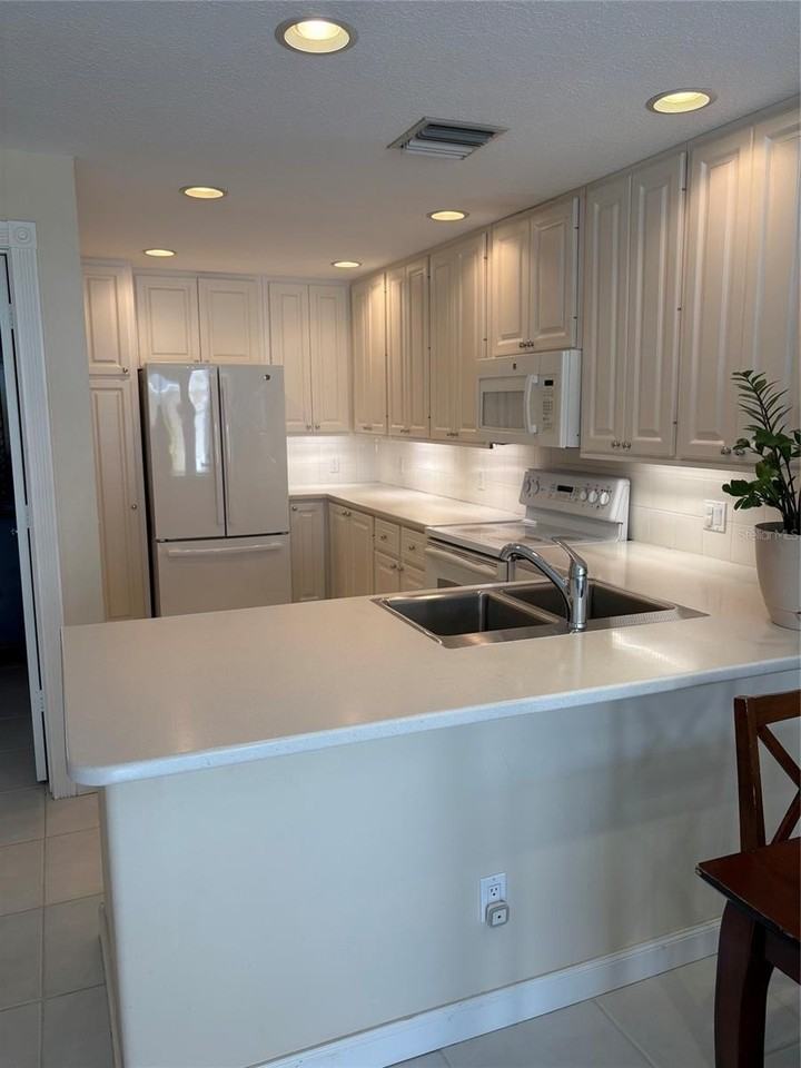 5397 Cambiago St - Photo 4 of 18