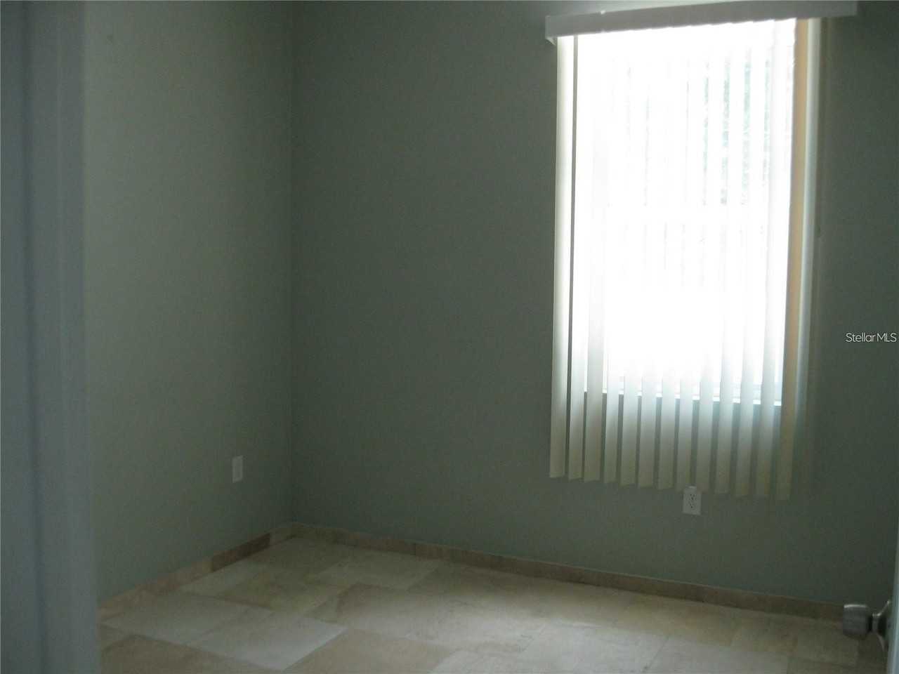 2009 Cocoanut Ave #2 - Photo 5 of 7