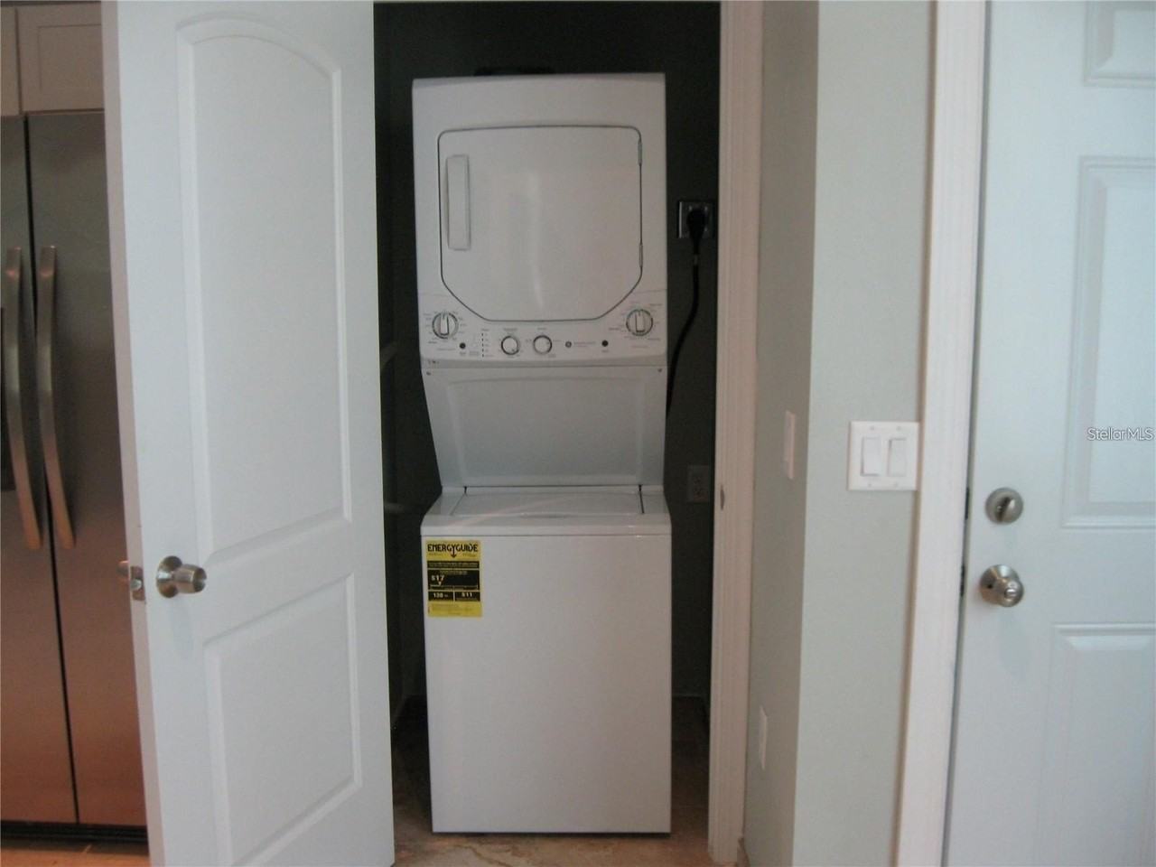 2009 Cocoanut Ave #2 - Photo 7 of 7