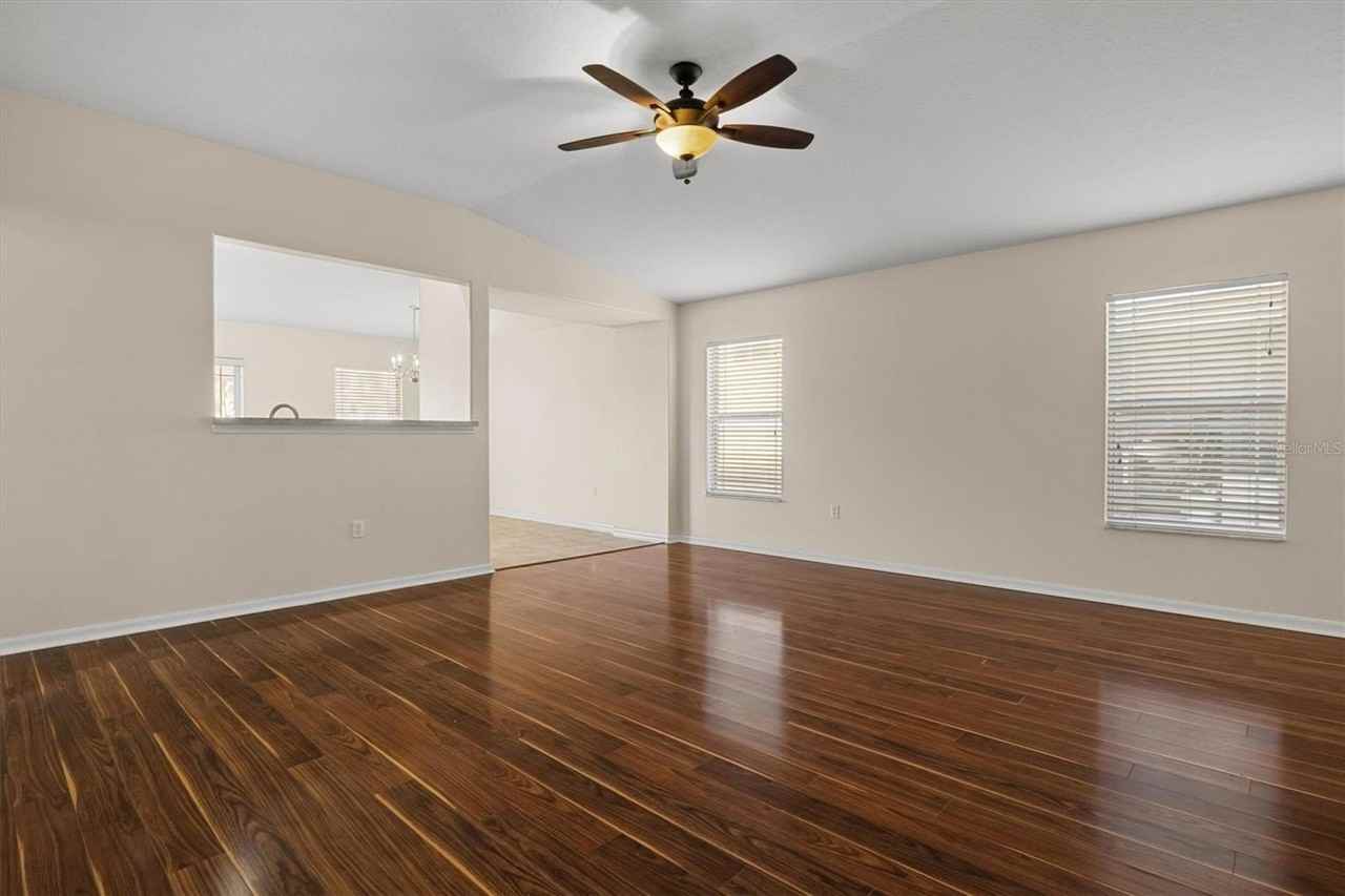 3132 Kearns Rd - Photo 7 of 29