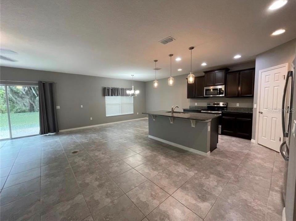 3813 Carrick Bend Dr - Photo 4 of 28