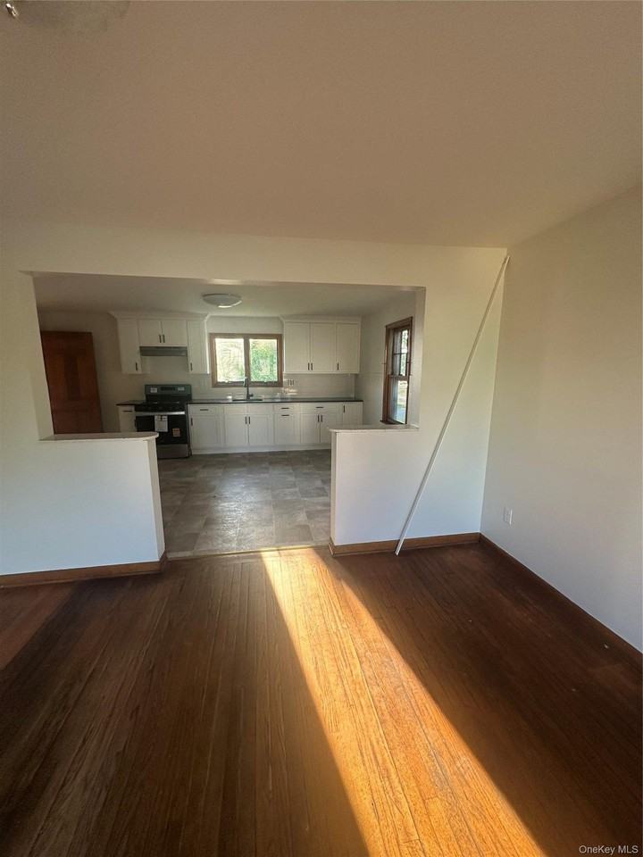 3 Indiana Rd - Photo 5 of 13