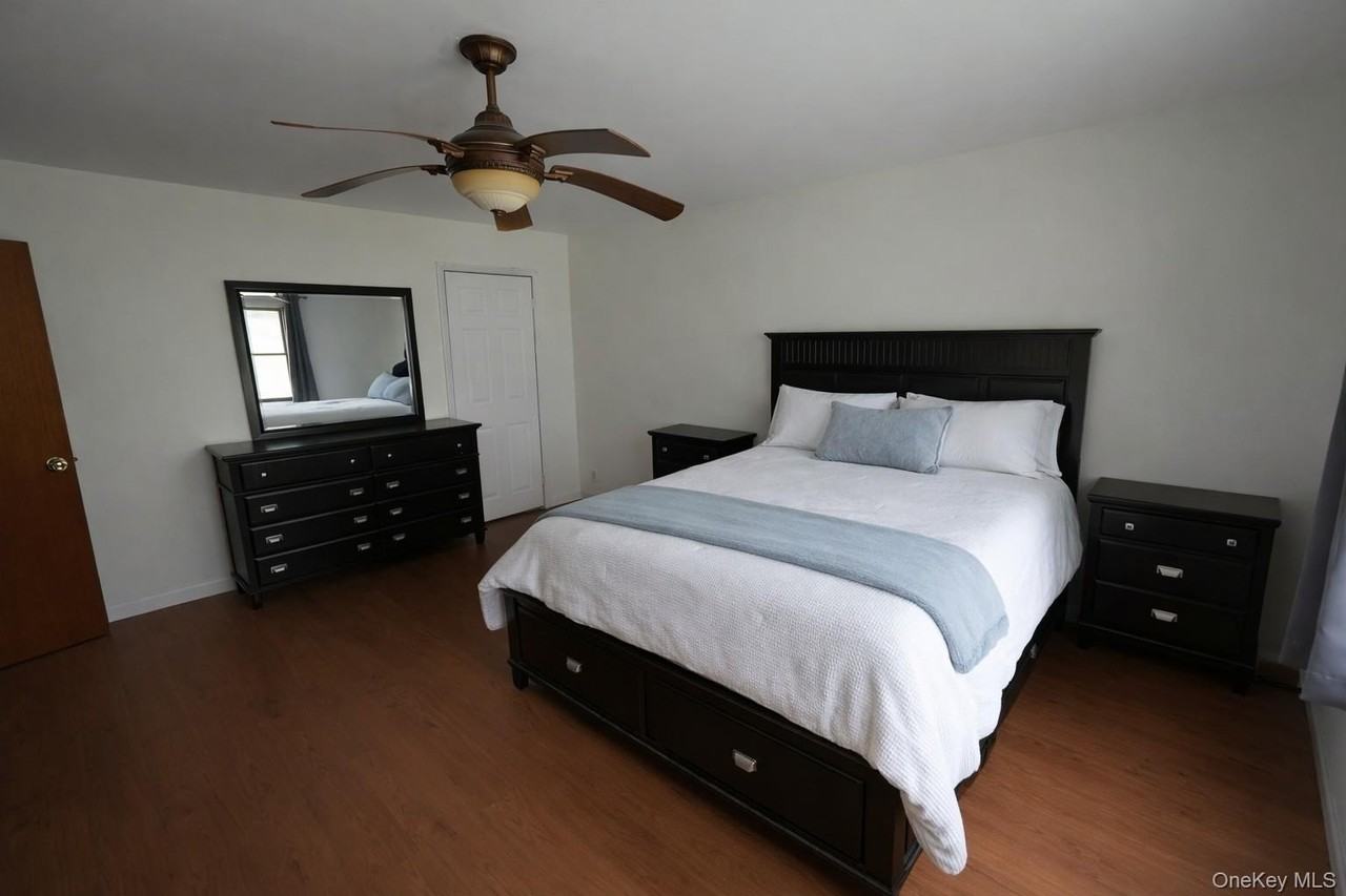 180 Winston Dr - Photo 5 of 10