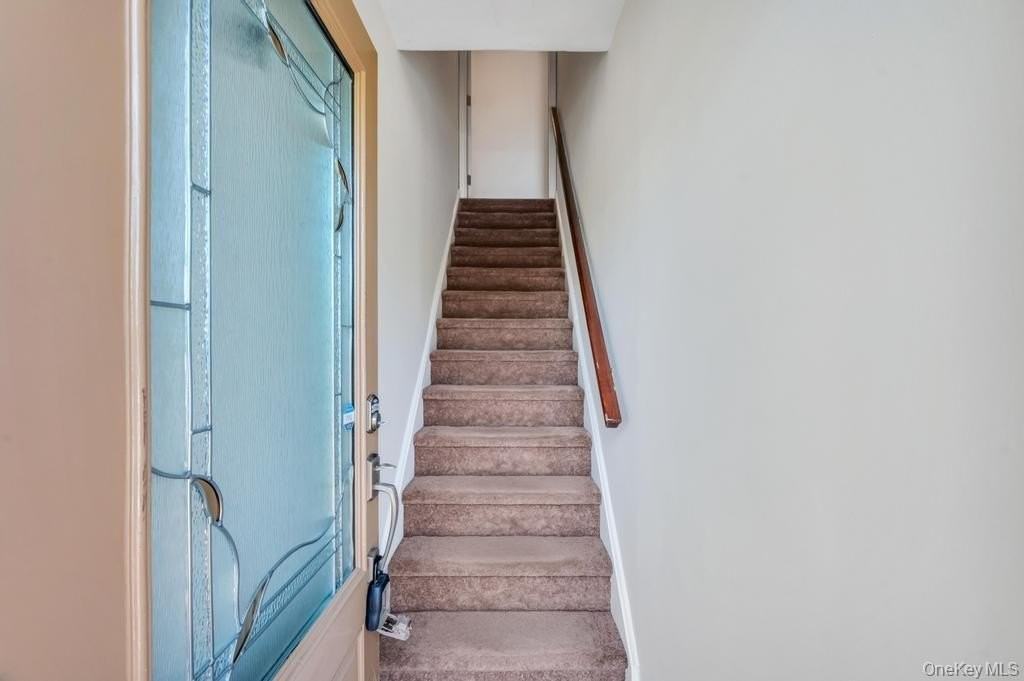 5 Linden Ave - Photo 2 of 25