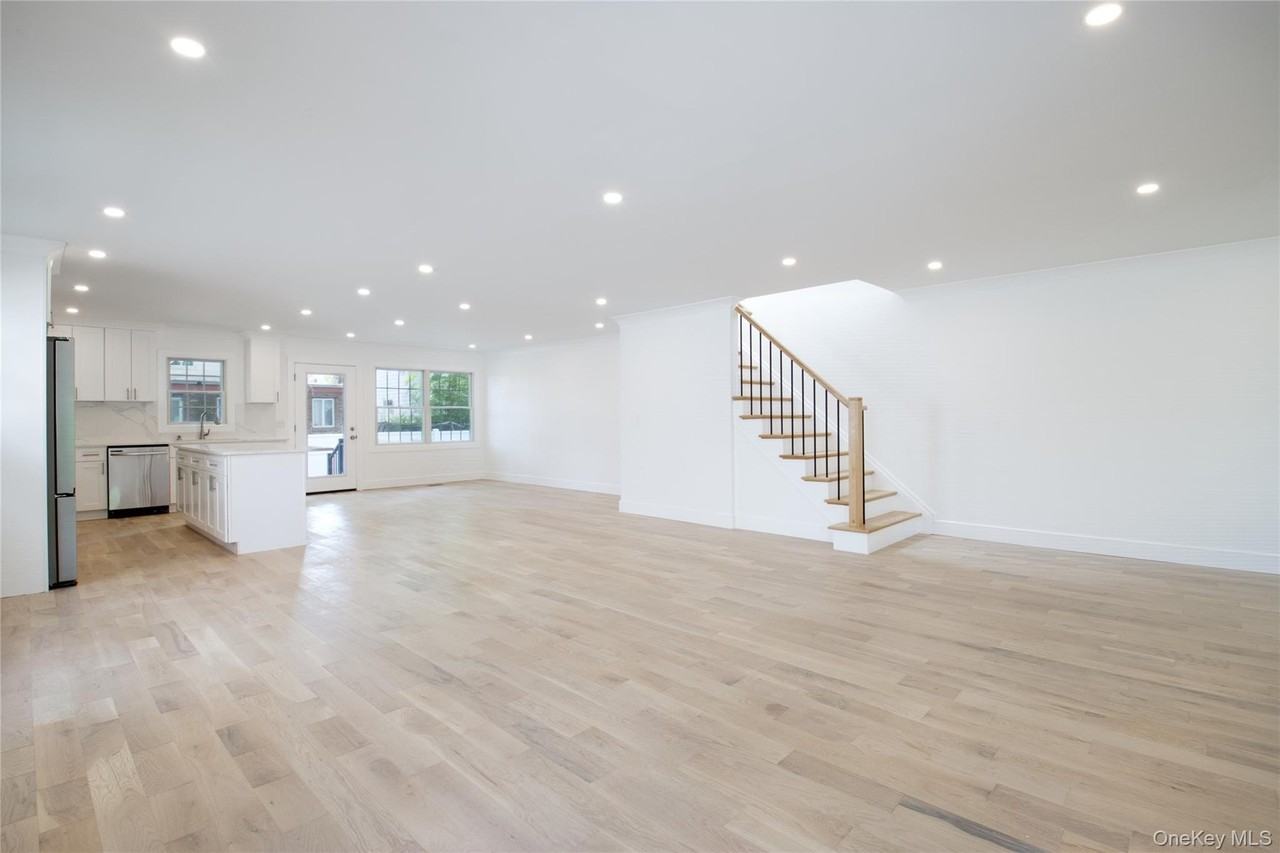 30 Kirkwood Rd #B - Photo 4 of 36