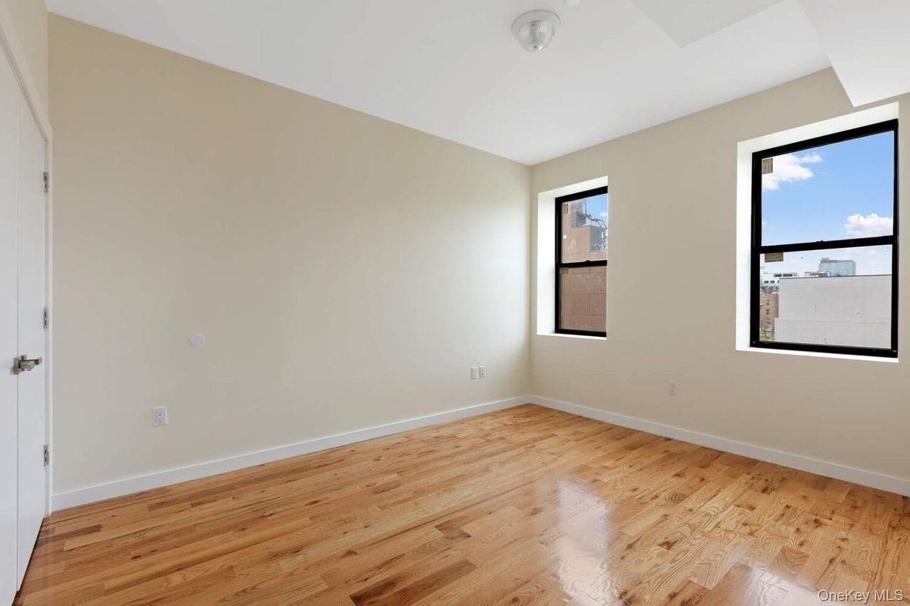 1107 Rogers Ave #3B - Photo 2 of 11