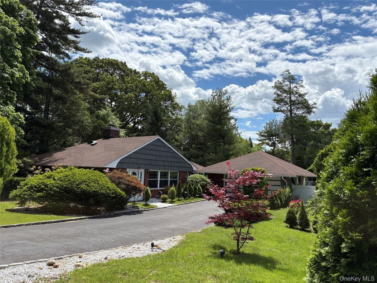 405 I U Willets Rd - Photo 2 of 13