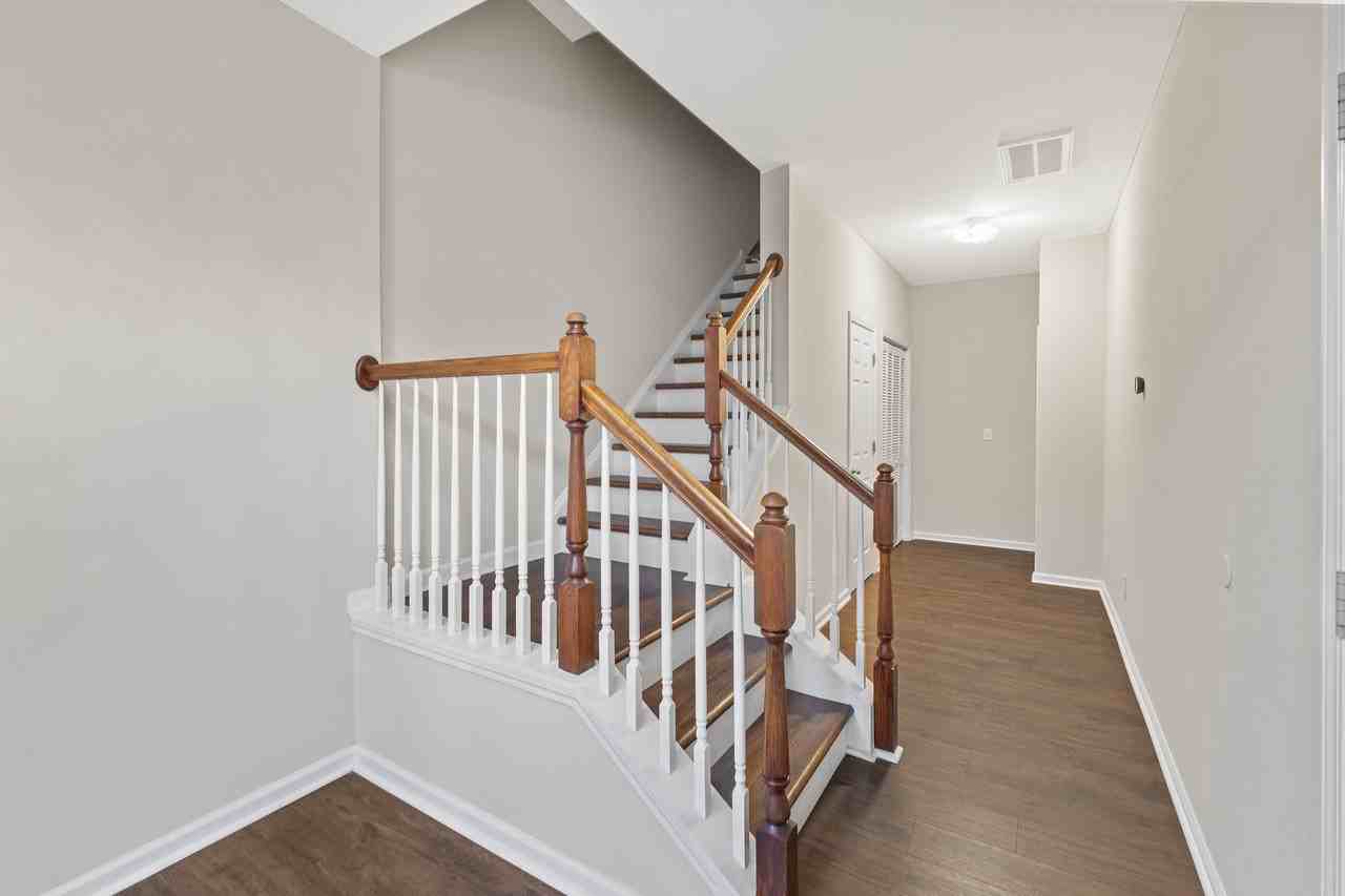 611 Carlton Commons Ln #1 - Photo 6 of 45