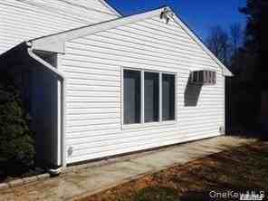 5 Evelyn Rd - Photo 2 of 11