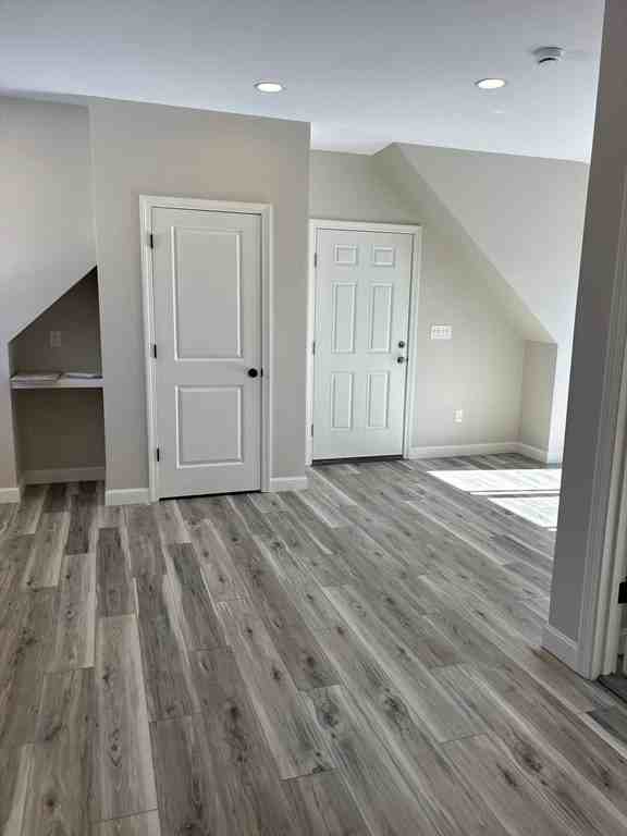 254 Commonwealth Ave #1 - Photo 3 of 11