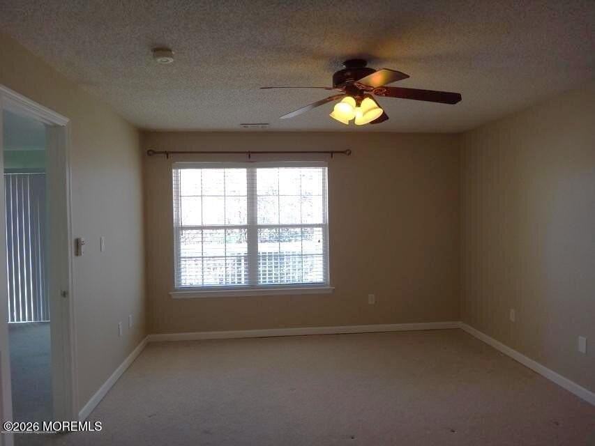 120 Des Moines Ct - Photo 5 of 13