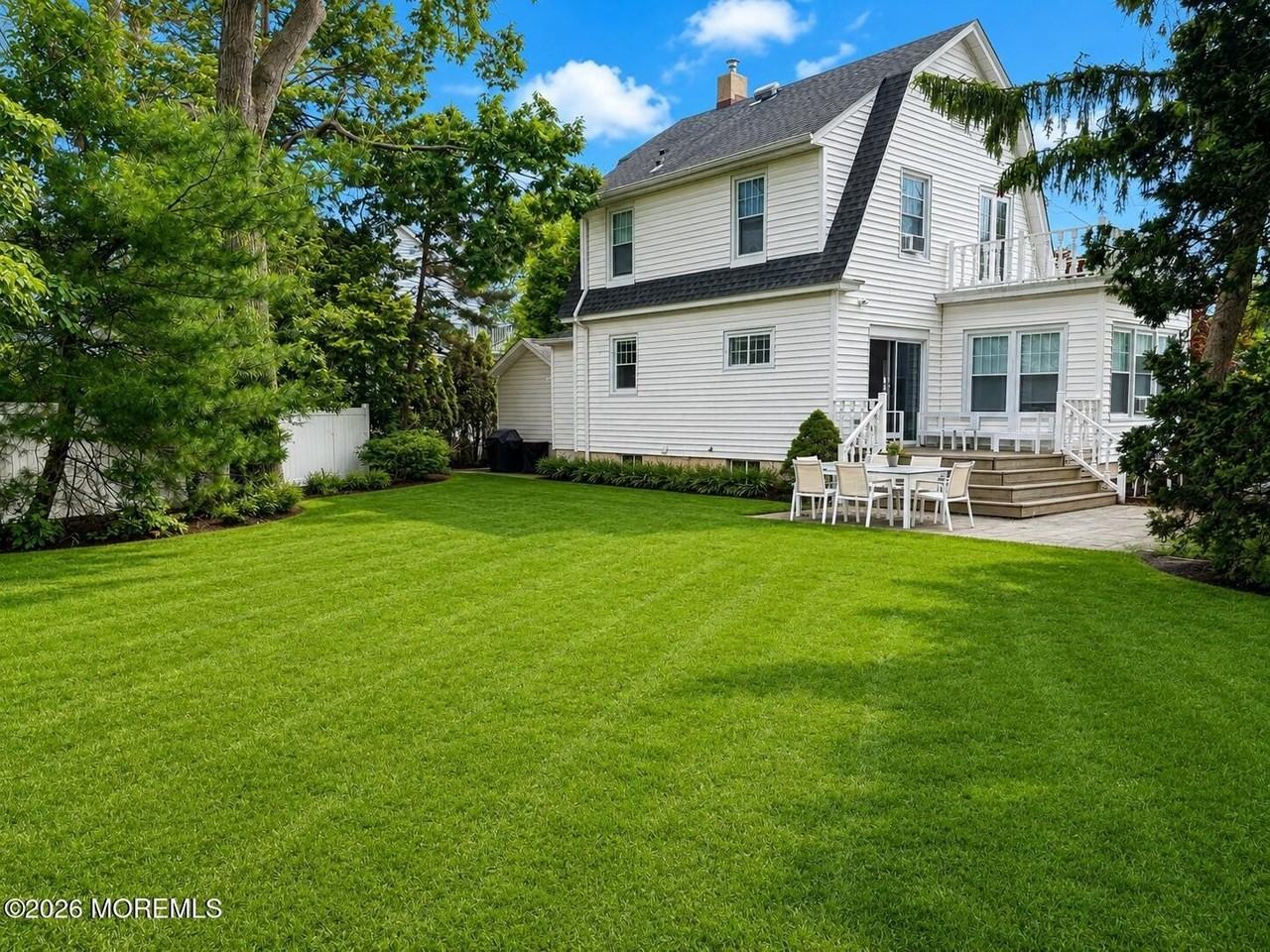 219 Elberon Blvd - Photo 2 of 16