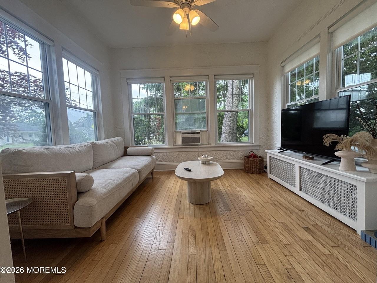 219 Elberon Blvd - Photo 4 of 16