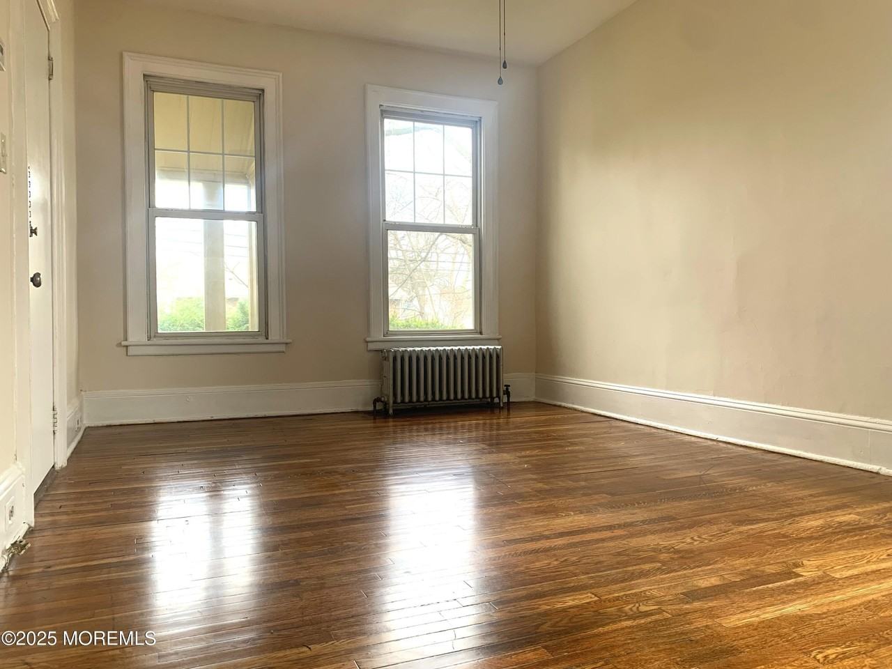207 Woodbridge Ave #A - Photo 5 of 17