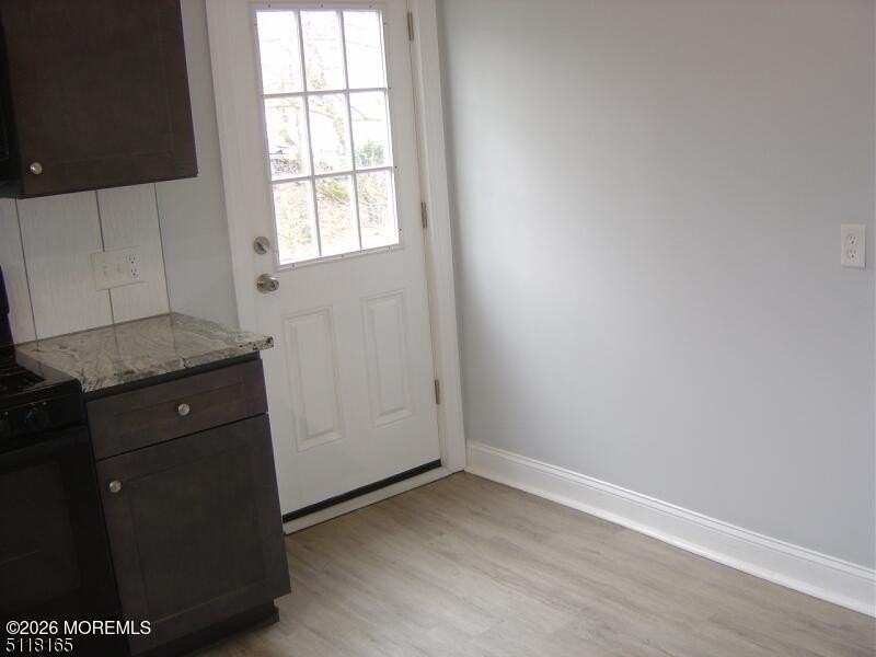144 E Cliff St #A - Photo 5 of 11