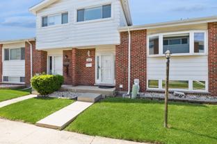 8058 W Lyons St #B - Photo 1 of 1