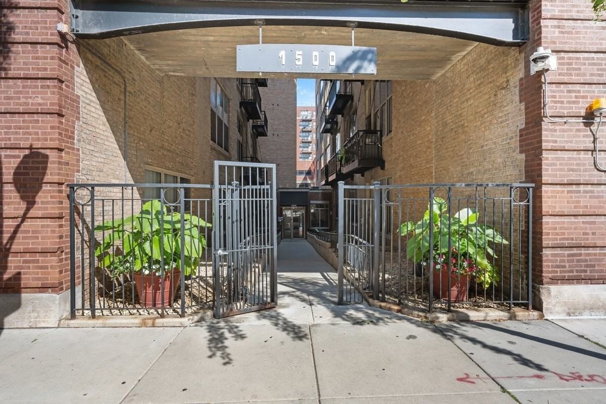 1500 W Monroe St #409