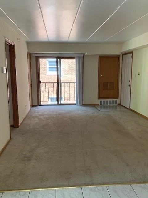 10541 Parkside Ave #2W - Photo 3 of 15