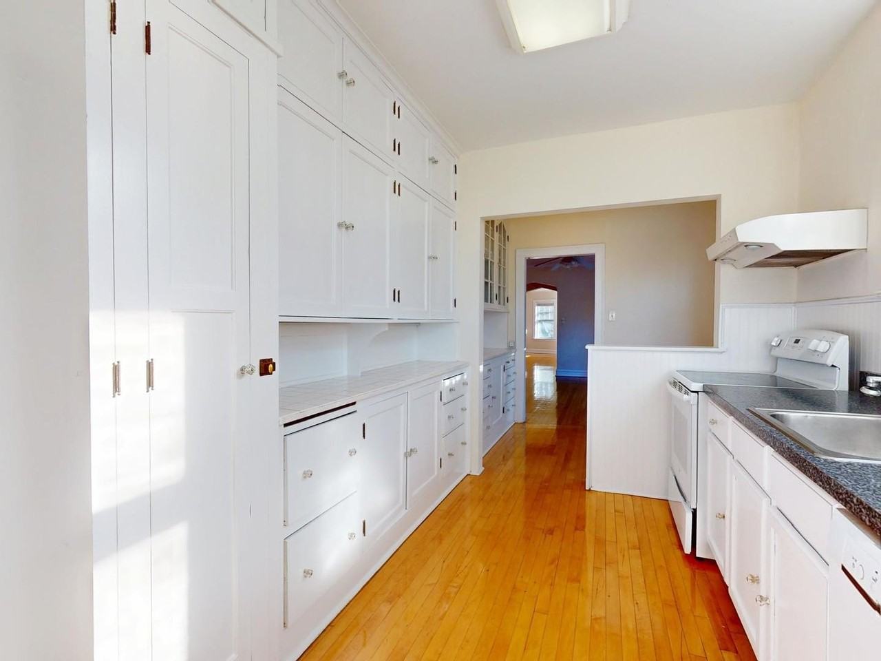 8912 Ewing Ave #2 - Photo 6 of 14