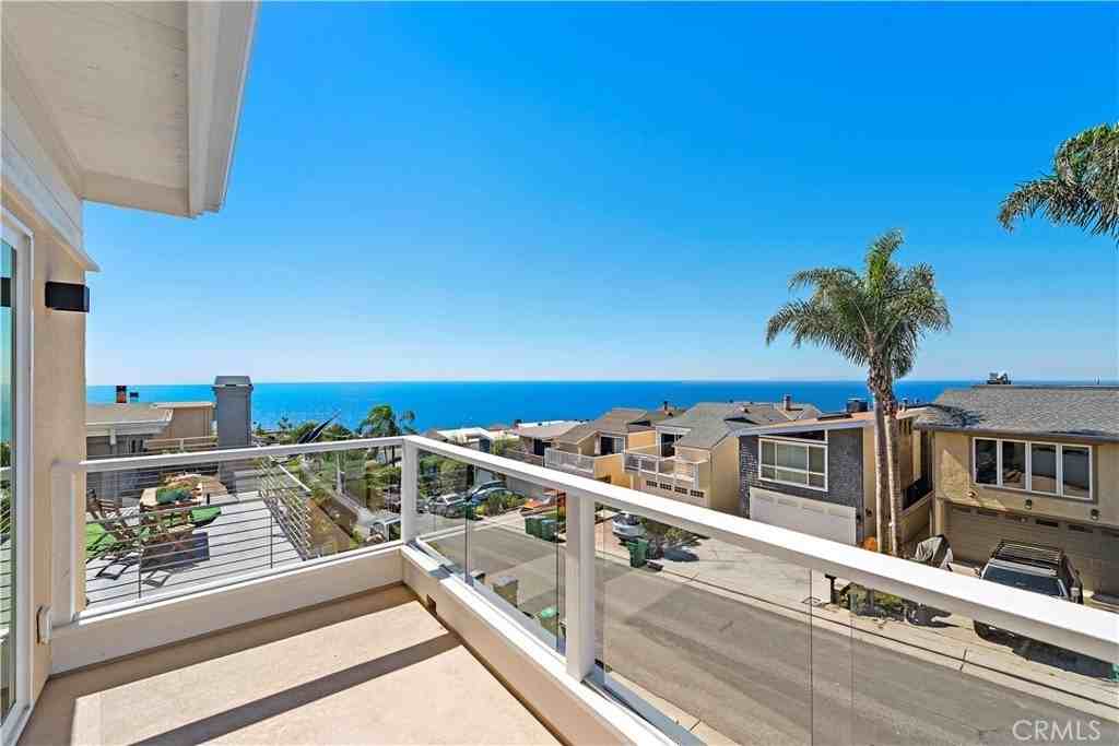 882 Acapulco St - Photo 7 of 37