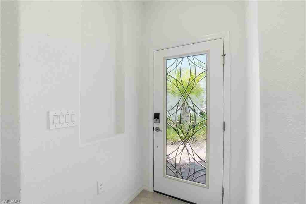 2215 Dragonfruit Way - Photo 5 of 38