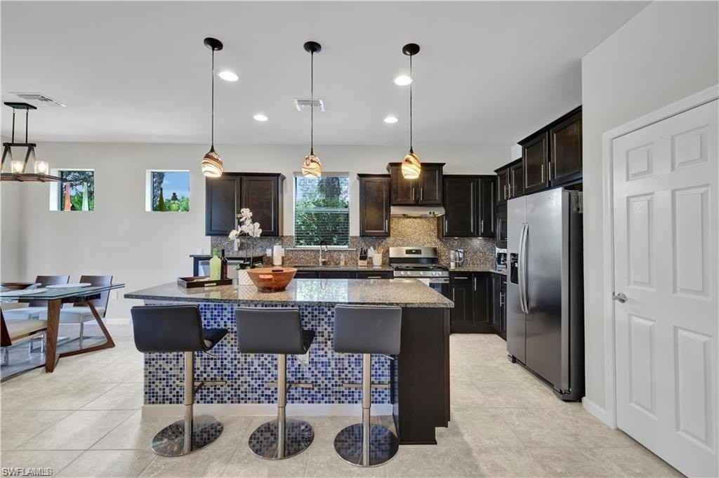 7103 Lily Way - Photo 4 of 41