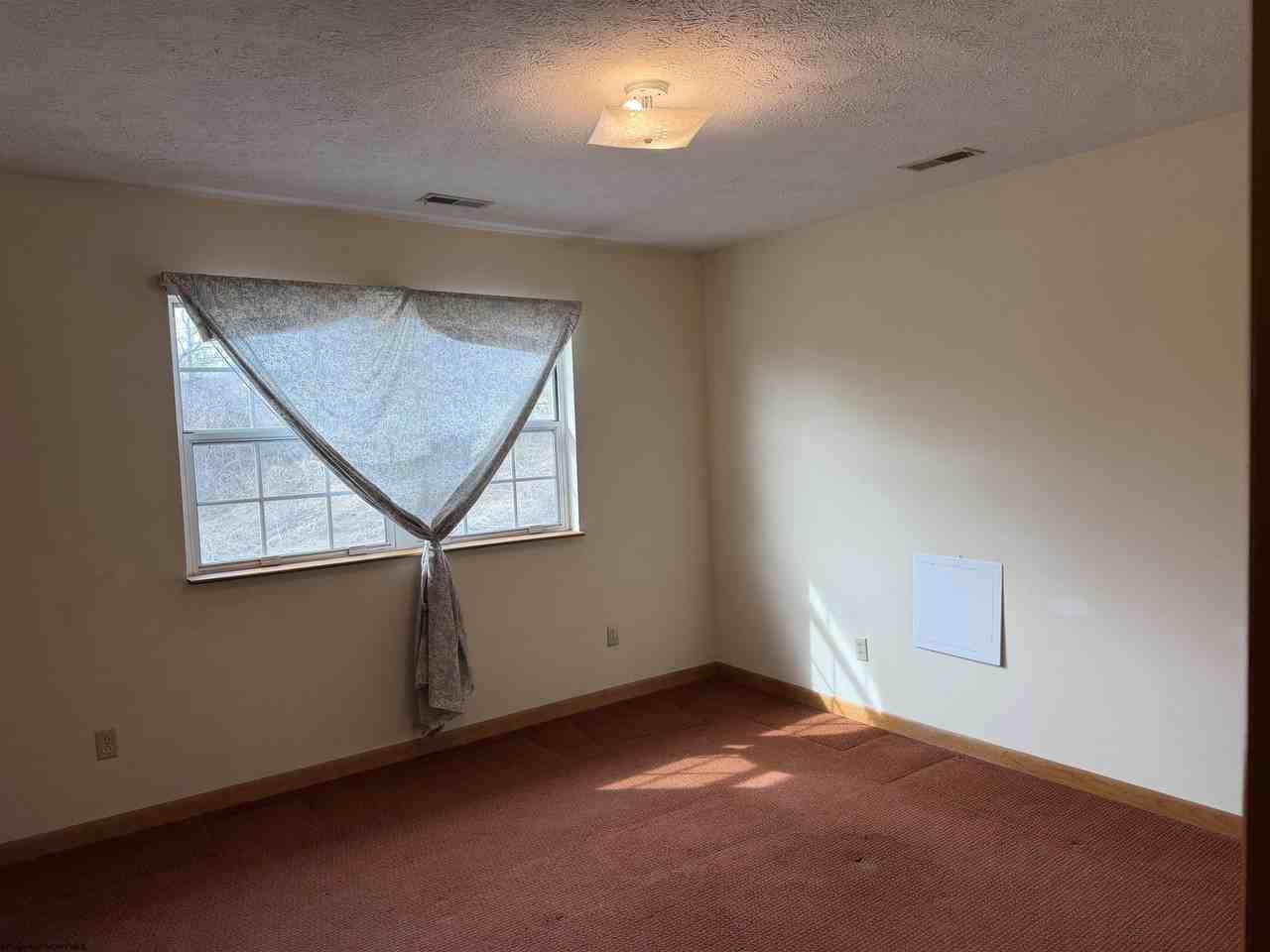 27 Trovato St #7 - Photo 2 of 5