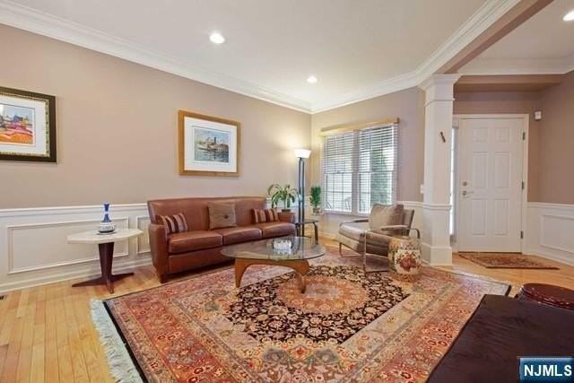 47 Mulberry Ct - Photo 3 of 21