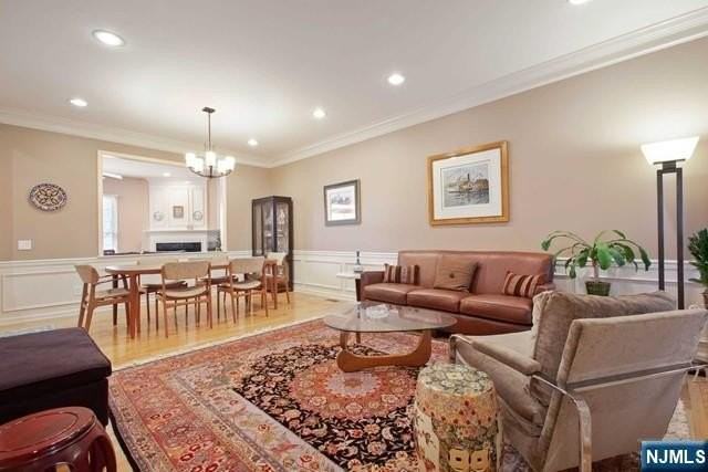 47 Mulberry Ct - Photo 6 of 21