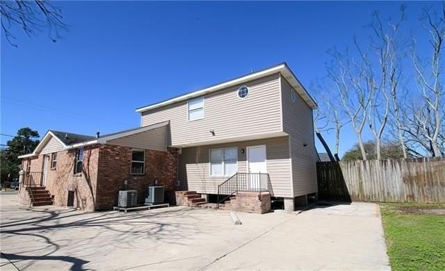 229 Oak Ave - Photo 4 of 18