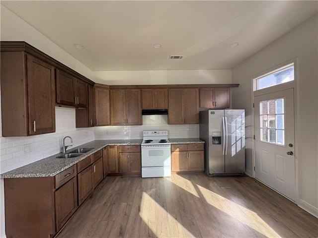9115 Virtue St - Photo 3 of 13