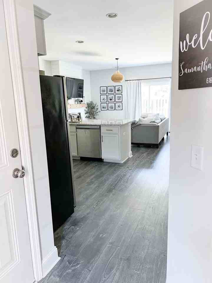 194 Ainsdale Dr - Photo 3 of 13