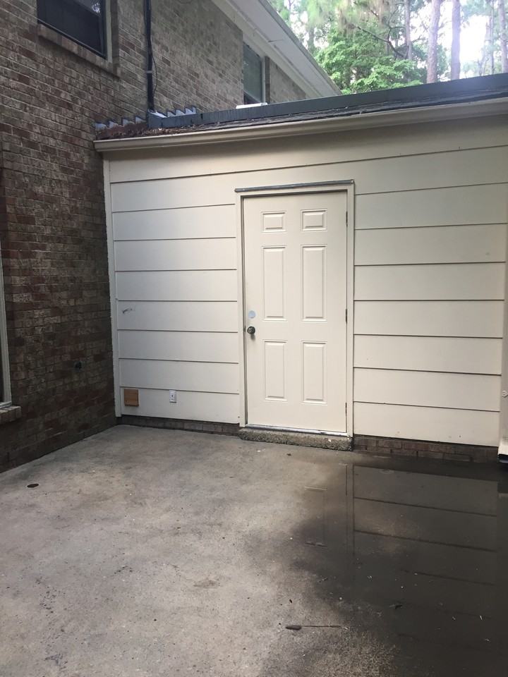 815 Seabury Ct - Photo 3 of 33