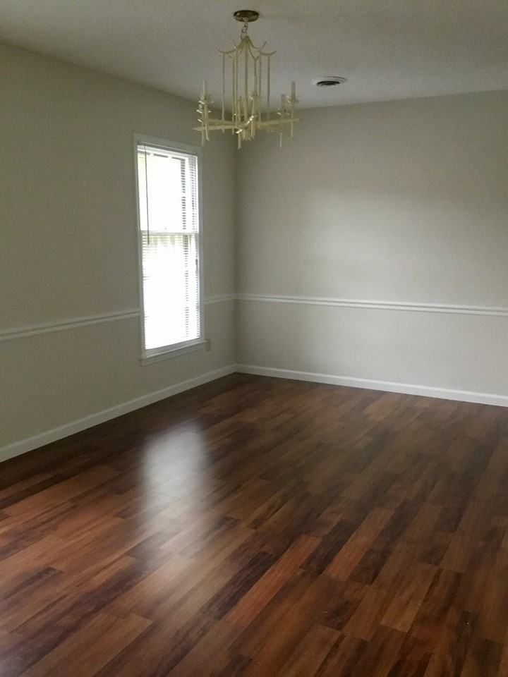 815 Seabury Ct - Photo 6 of 33