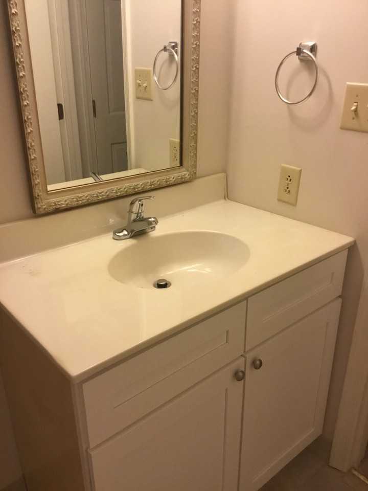 815 Seabury Ct - Photo 7 of 33