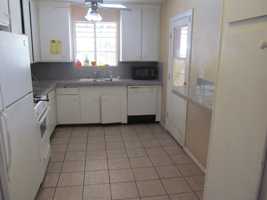 featured image of 1425 E Hudson Dr