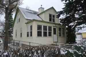 featured image of 1327 3rd St Sw