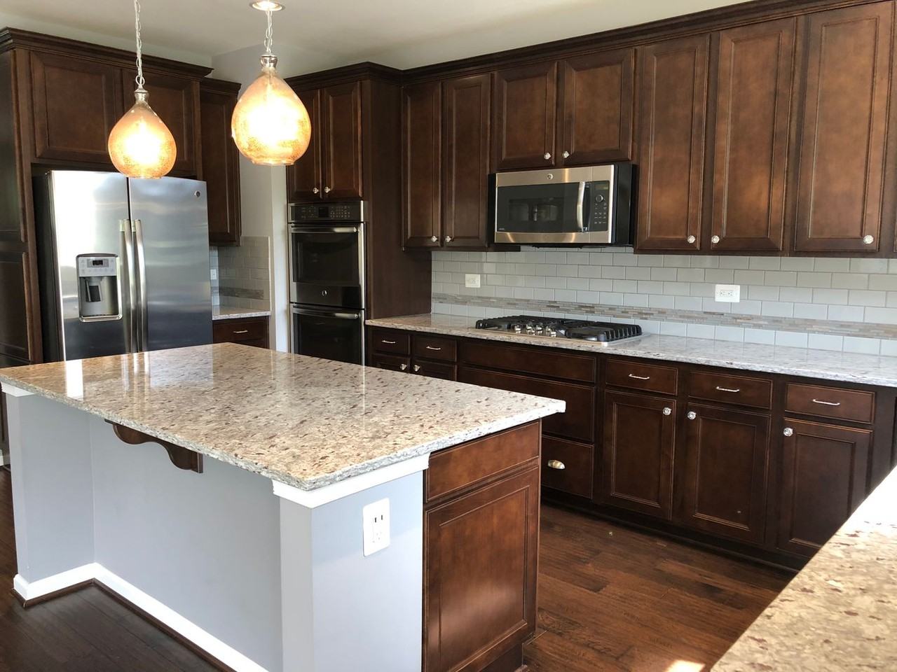 7502 Calais Way - Photo 2 of 31