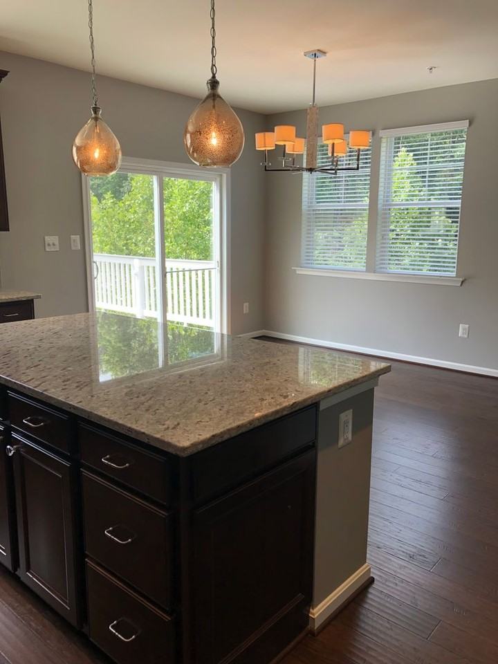 7502 Calais Way - Photo 4 of 31