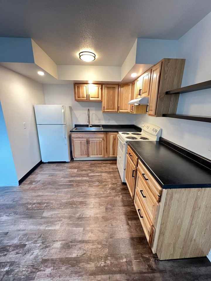 1516 N 16th St #7 - Photo 2 of 22