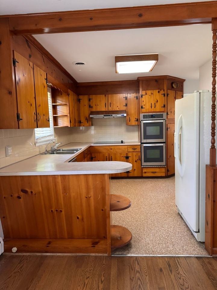 104 Tanzalon Dr - Photo 2 of 32