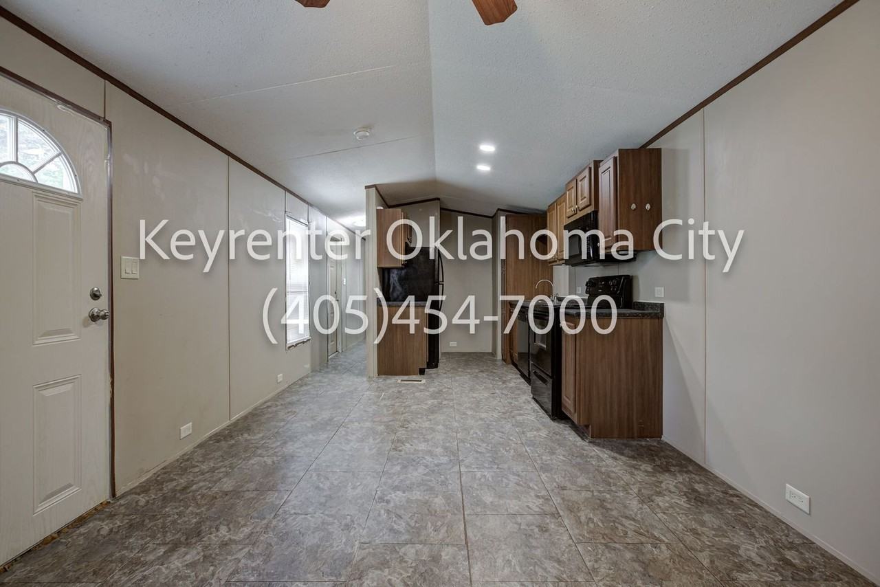 3508 N Douglas Blvd #13 - Photo 7 of 30