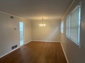 3323 Bedford Ln - Photo 1 of 1