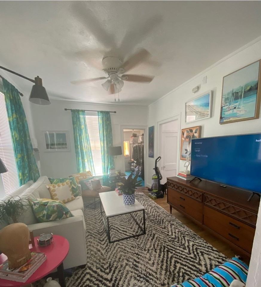 110 Rush St - Photo 7 of 8
