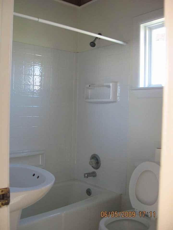 16631 Edward Teach Rd - Photo 3 of 7